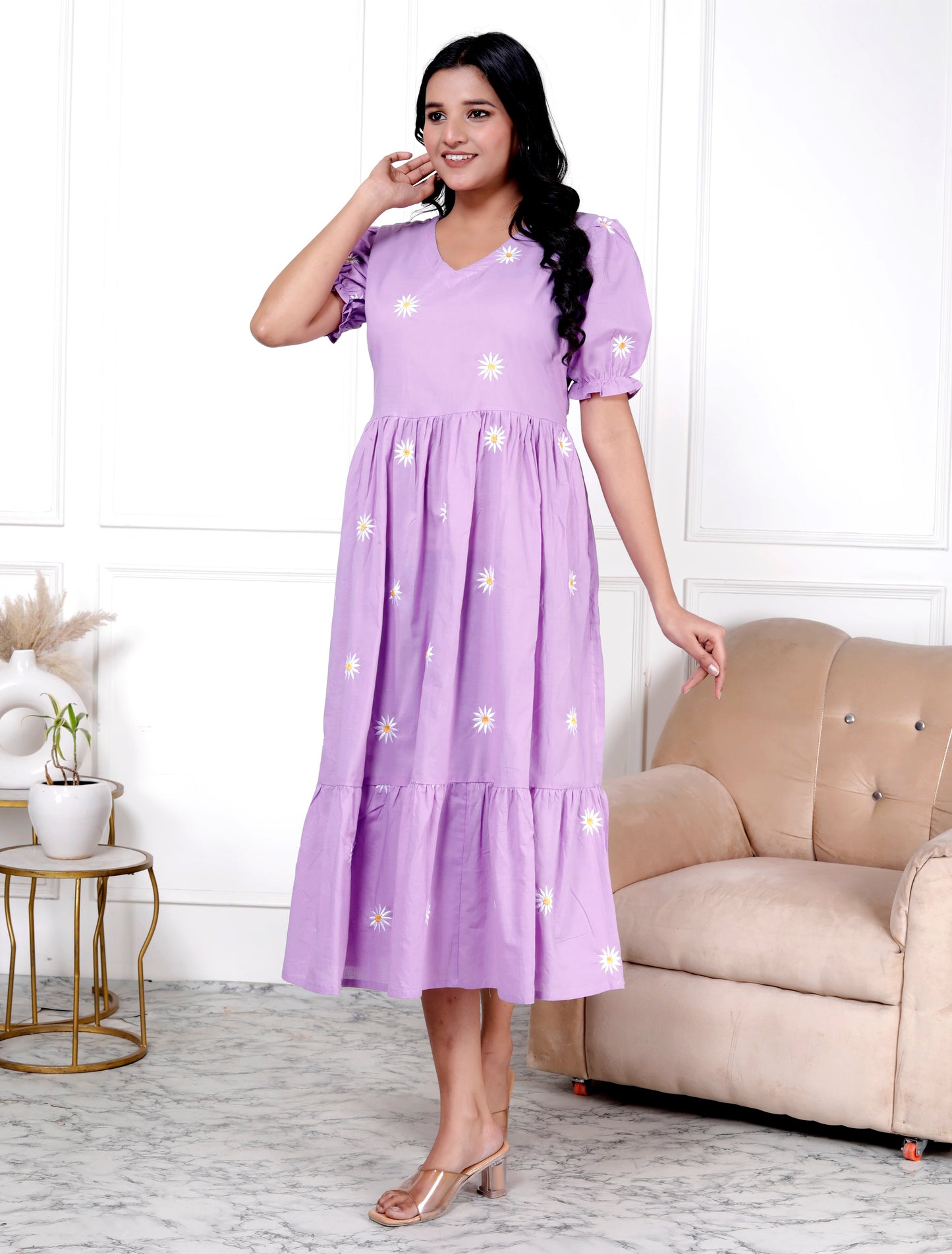 Women Lavender Cotton Embroidery Dazy Middi Gown
