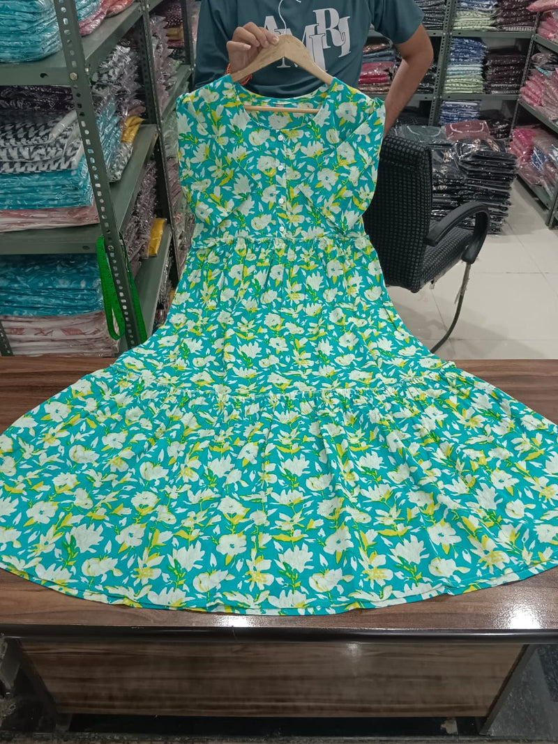 Trending Women Green Cotton Middi Gown