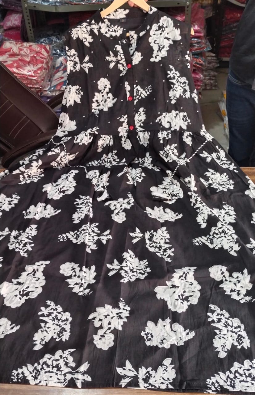 Women Cotton Black Middy Gown